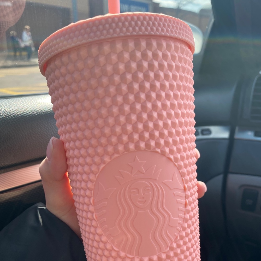Starbuck Pink Studded Tumbler